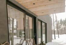 Czym wiercić otwory w płycie plexi – test narzędzi i porady